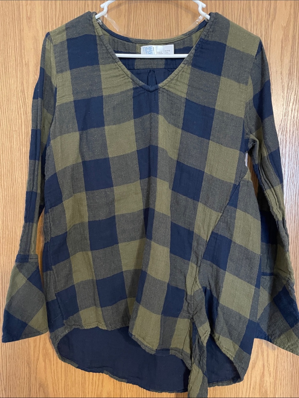 Time and Tru Women’s Blouse